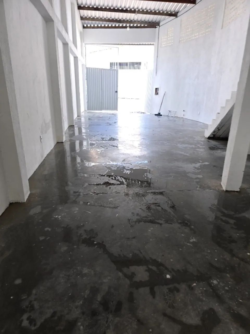 Galpão em Itapuã com 100m2 - Foto 5