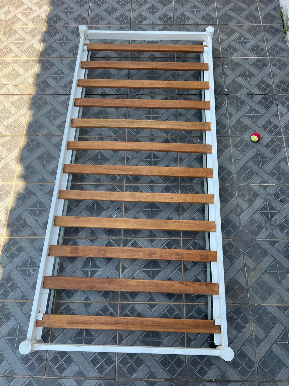 Cama auxiliar com rodízios - Foto 2