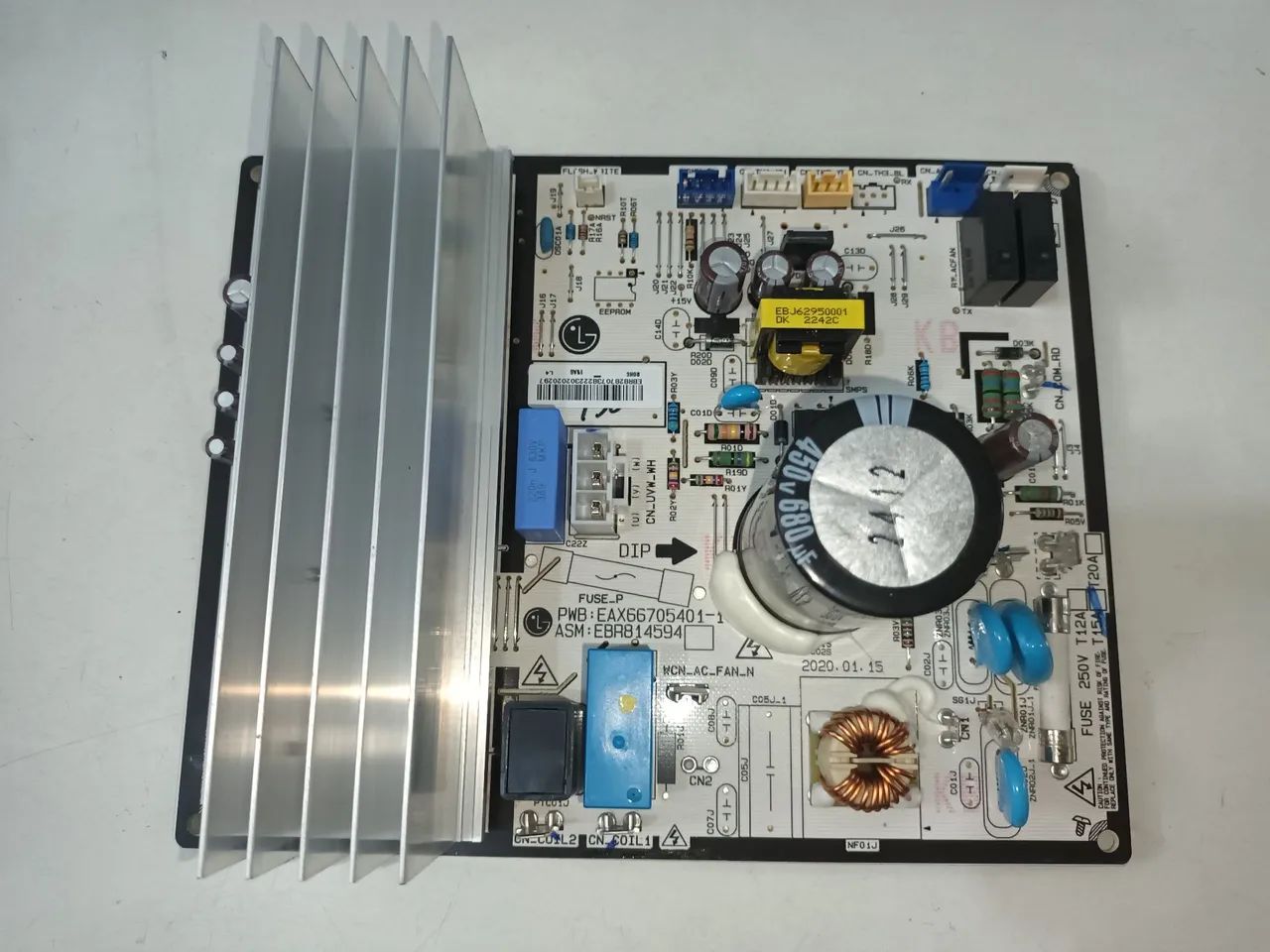 PLACA LG (EAX66705401-1)