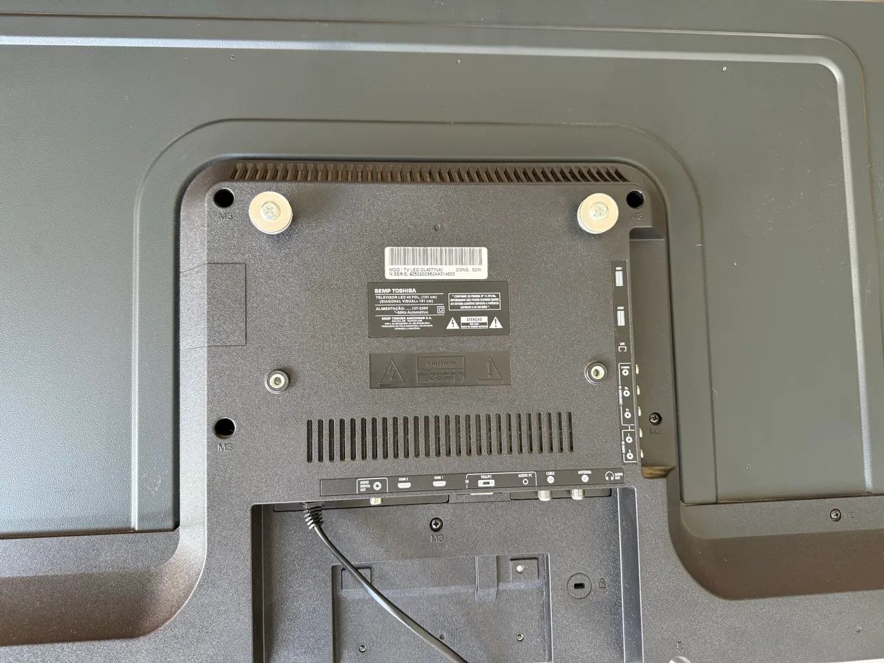 TV Led Semp Toshiba 40 Polegadas - Foto 2