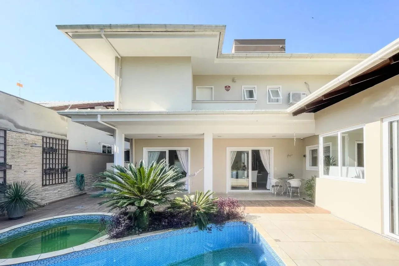 Casa com 3 dormitórios à venda, 260 m² por R$ 1.850.000,00 - Velha - Blumenau/SC