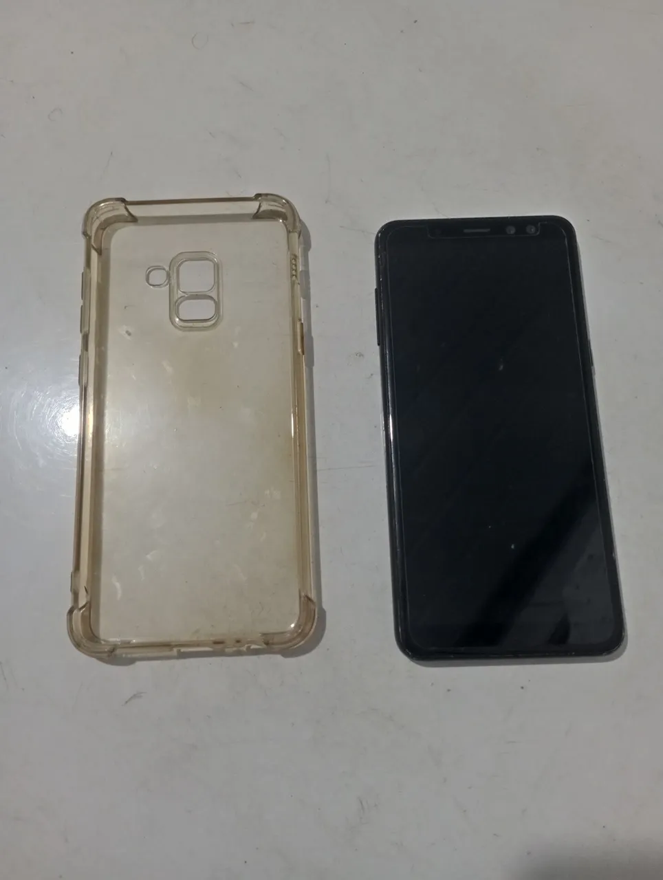 Samsung A8 Com Defeito