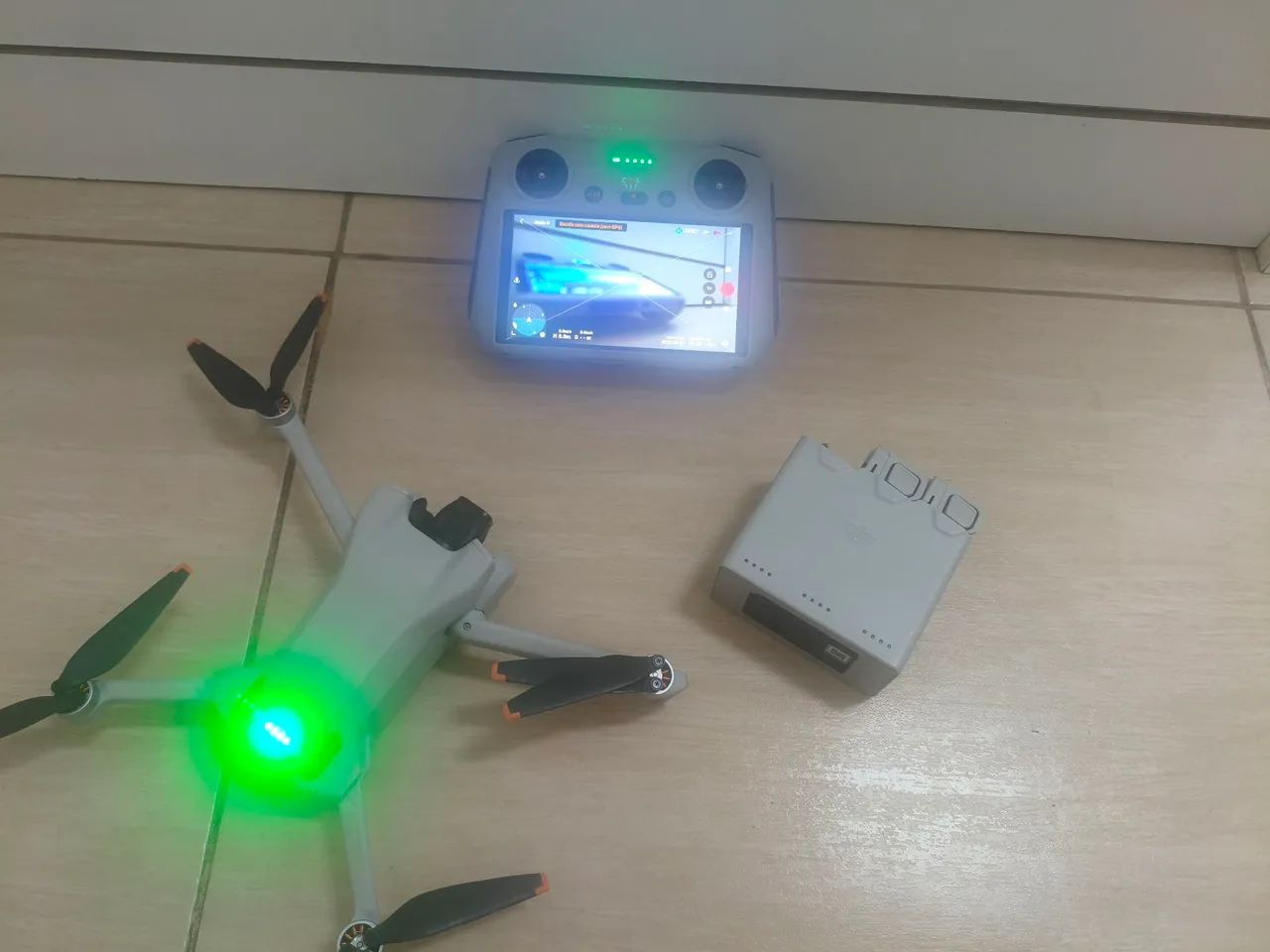 Mini 3 DJI Combo Fly More - Foto 3