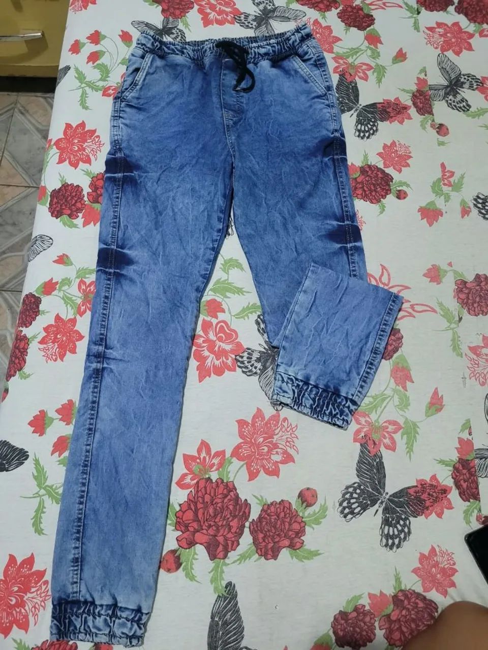 Calça jogger jeans