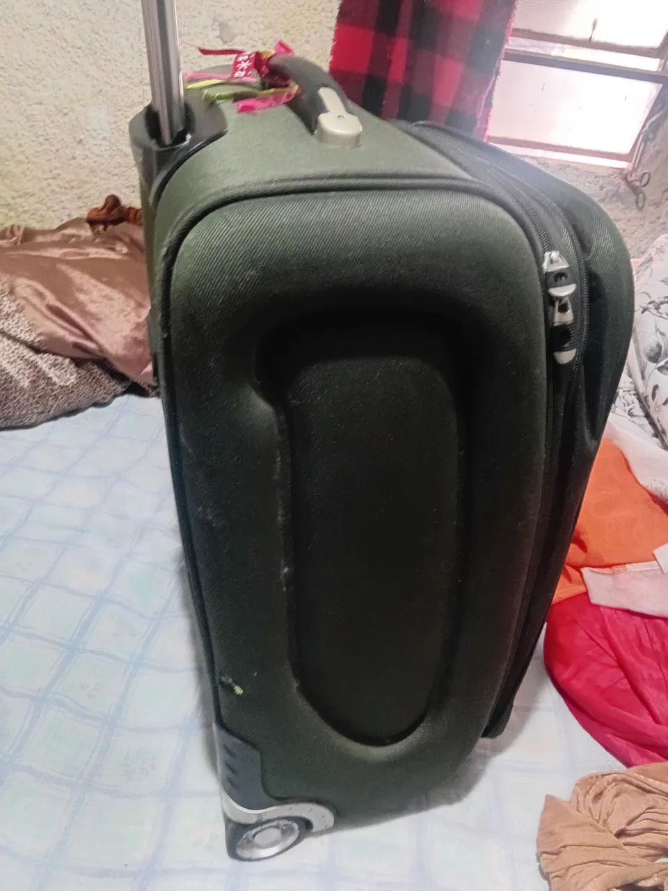 Vendo mala bem grande em bom estado  - Foto 2