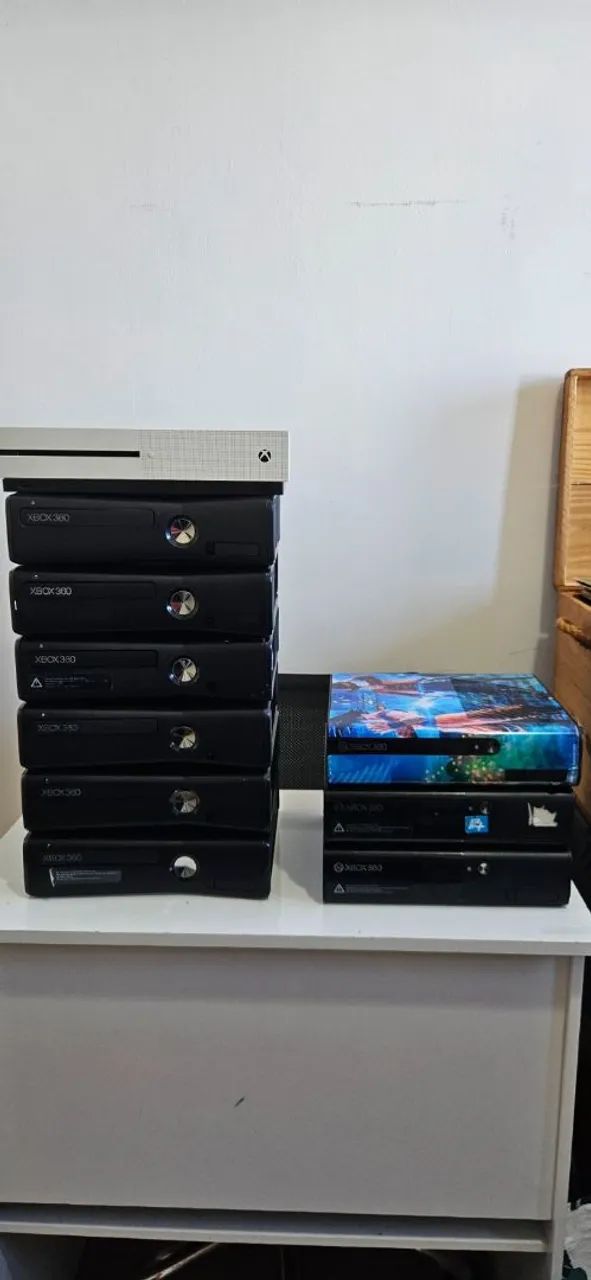 XBOX 360 E ONE