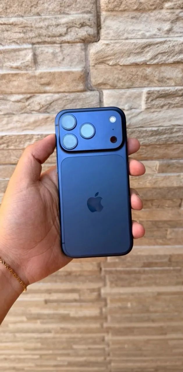 iPhone 17 pro semi novo