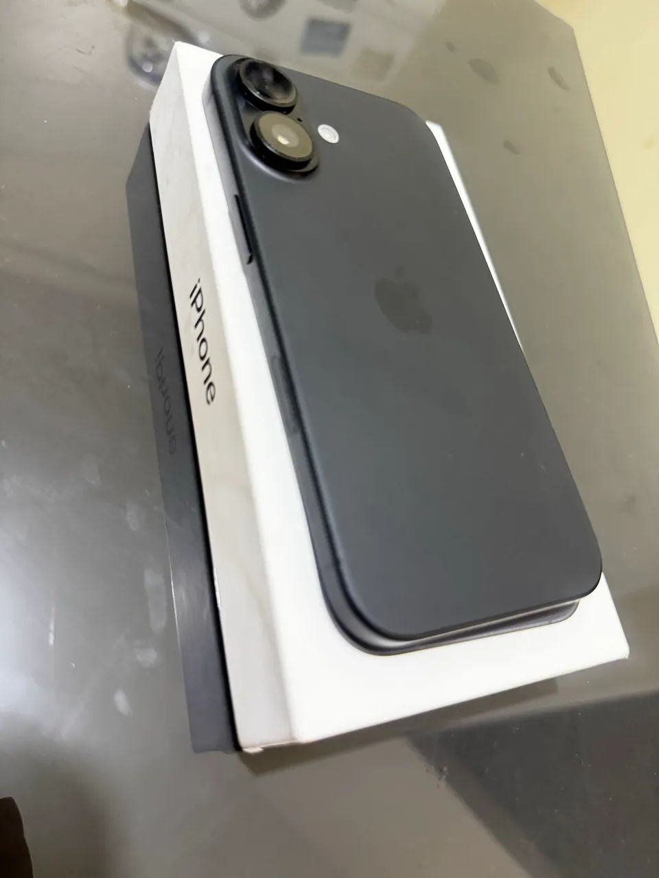 iPhone 16 128GB - muito novo  - Foto 2