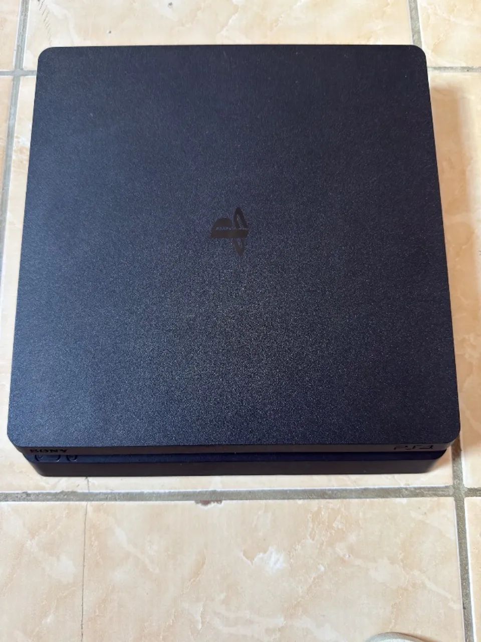 PS4 Slim 1TB  - Foto 2