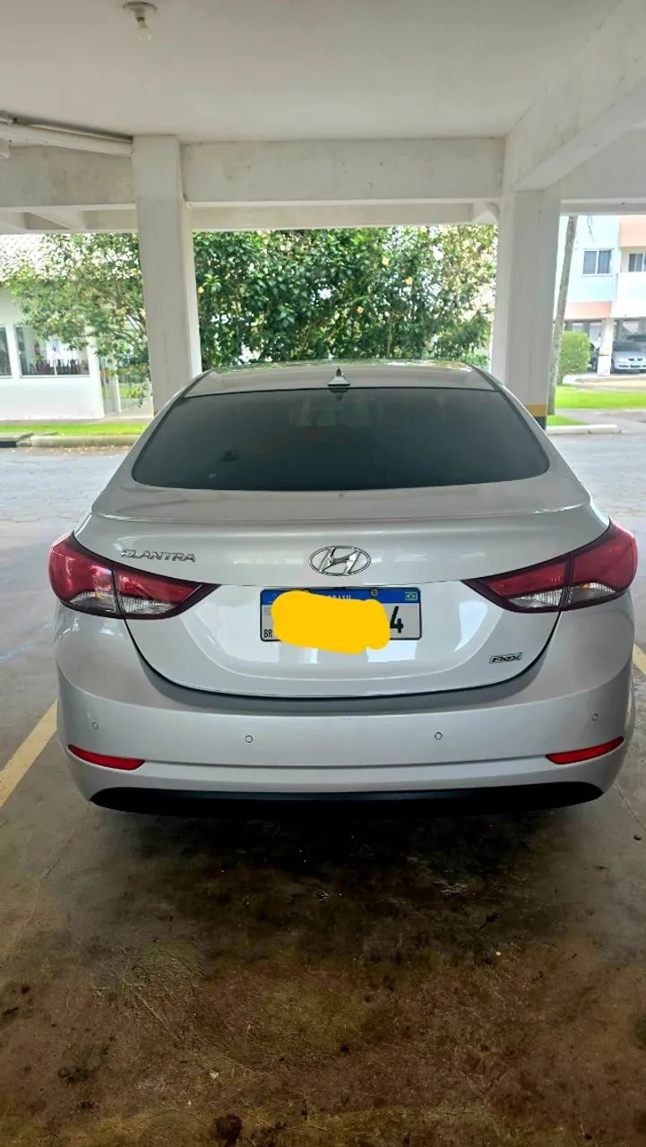 Hyundai Elantra GLS 2.0 16V Flex Aut. 2015 - Foto 3