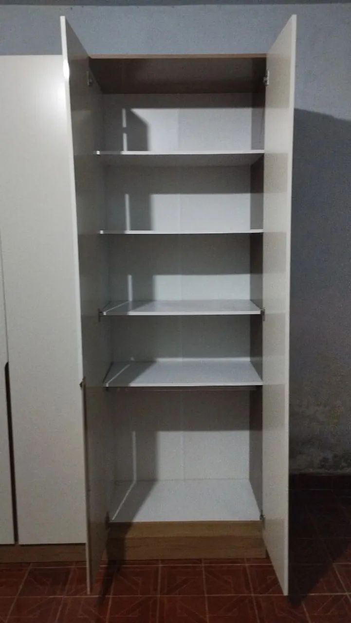 Guarda roupa semi novo  - Foto 3