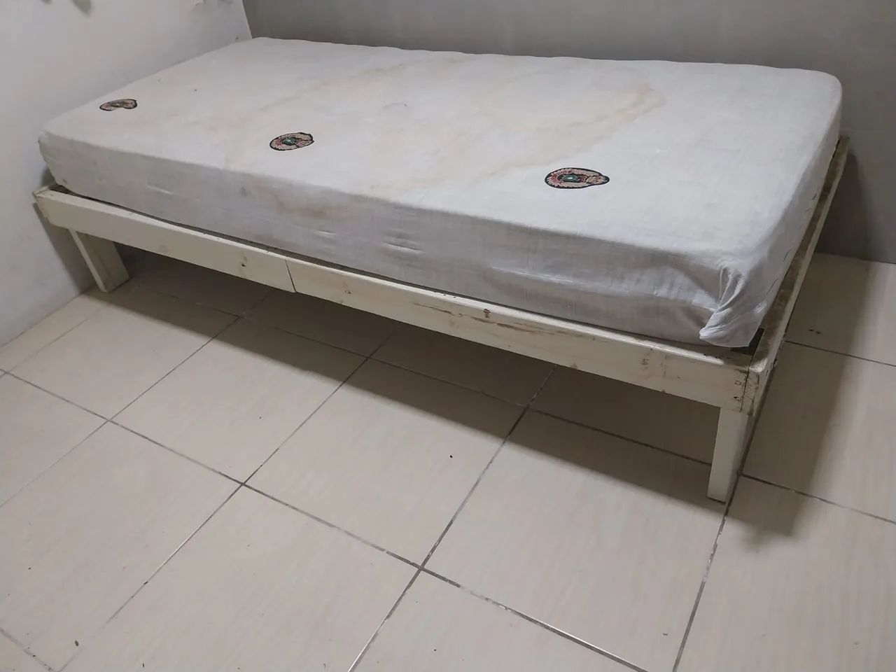 Cama solteiro - Não Entrego