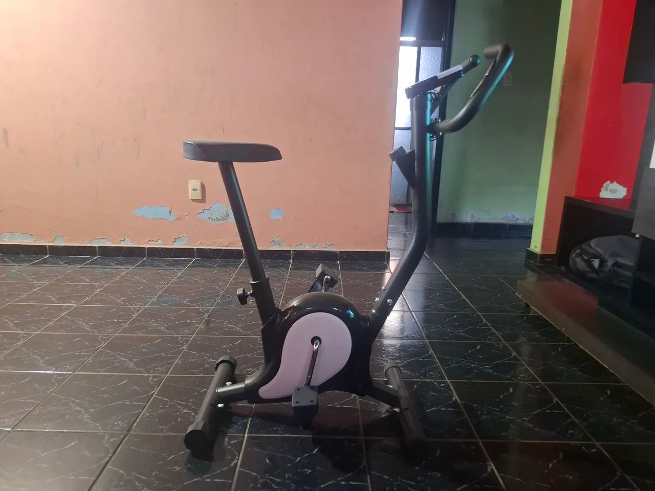 Vende se Bicicleta Ergométrica Vertical Mecânica Stage Odin Fit
