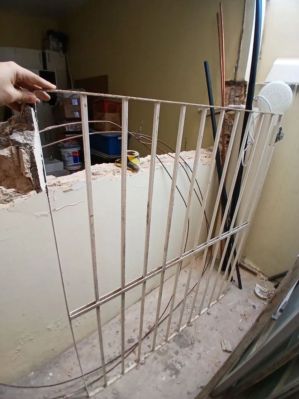 WINDOW GRILLE65204105423106122