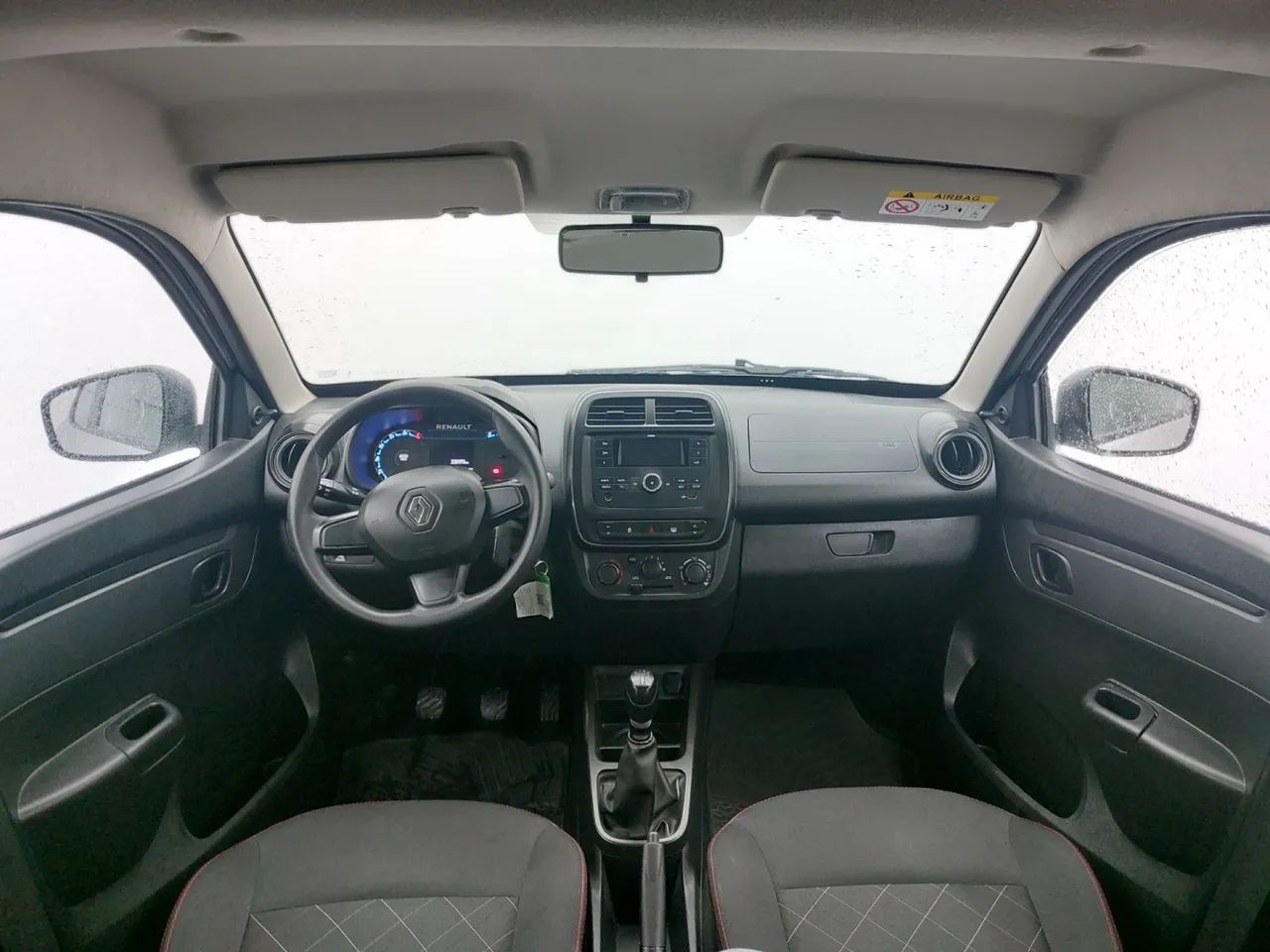 Renault Kwid 1.0 Zen, foto 15 de 18