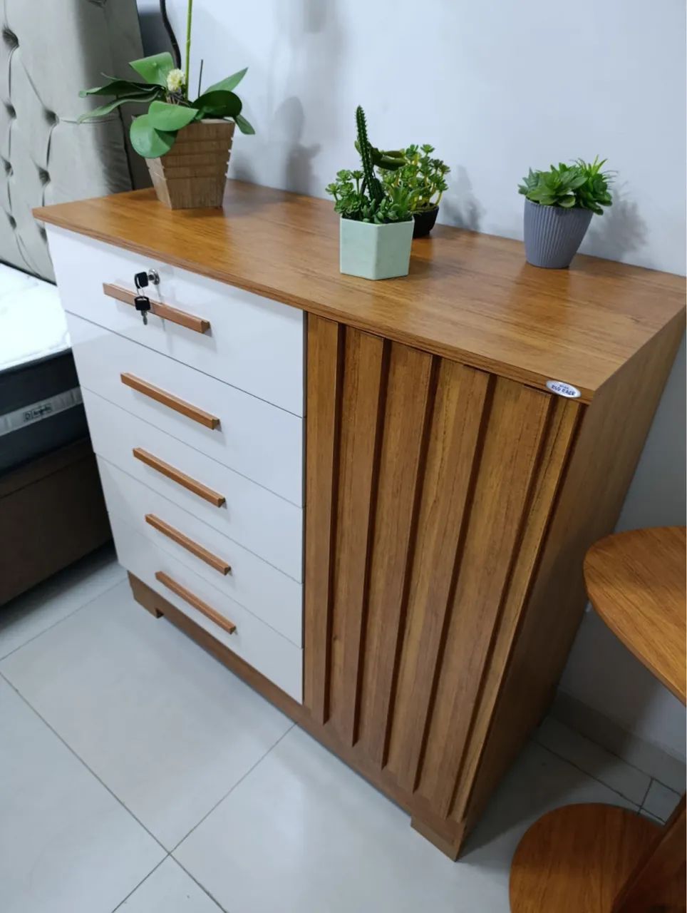 Cômoda Mary com Sapateira e Chave Entrega Rápida