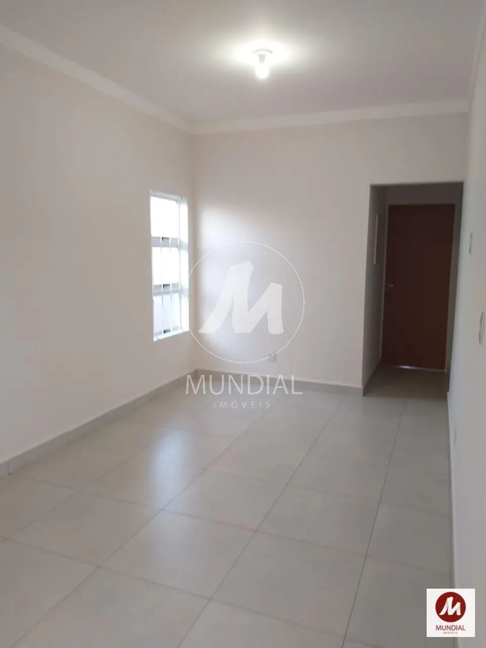 Casa (térrea na rua) 2 dormitórios/suite