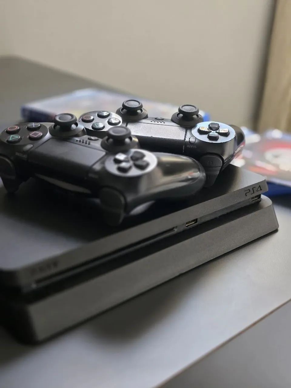 PS4 SLIM 