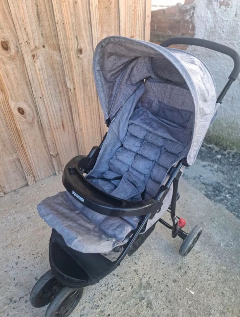 Carrinho de Bebê Cosco Kids - Ótimo Estado