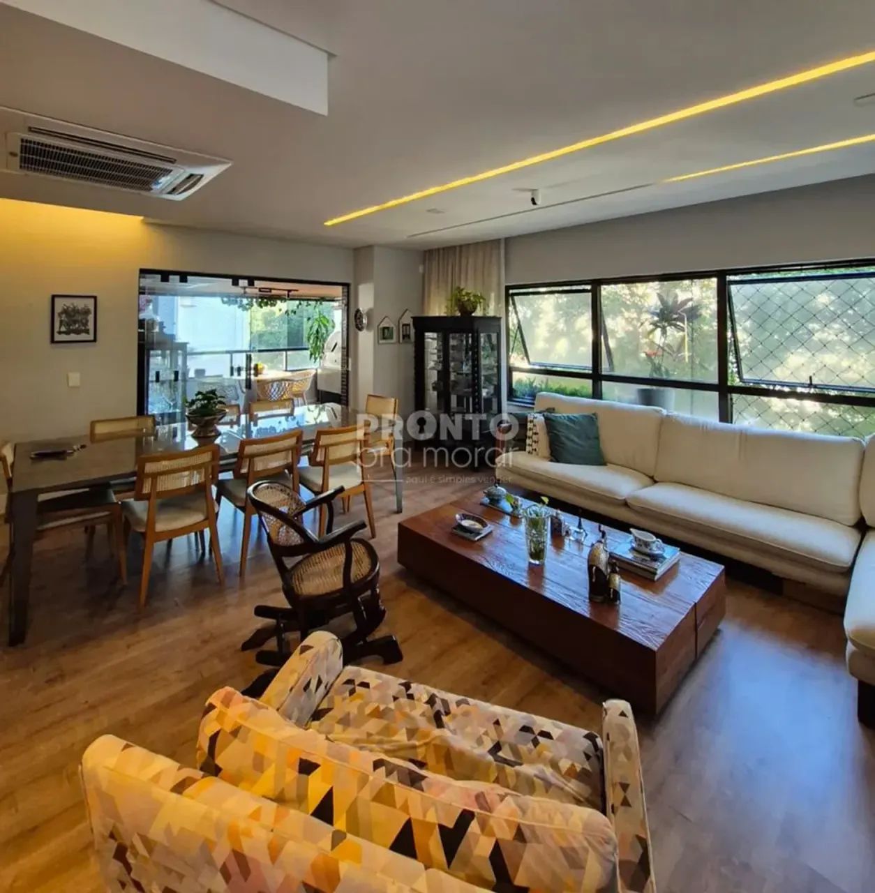 Apartamento amplo e sofisticado no Espinheiro | 194,89 m²