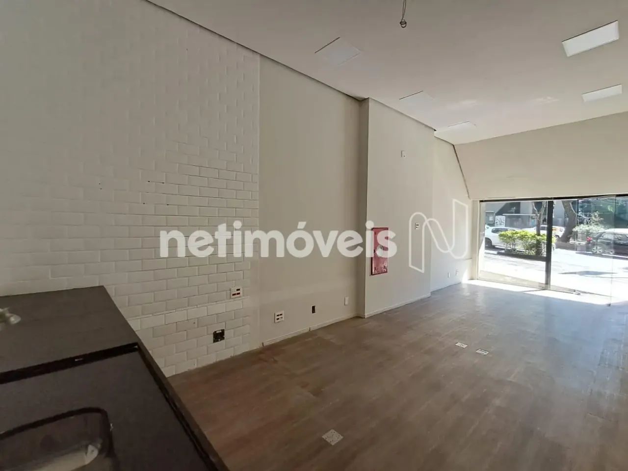 Loja Comercial com Mezanino e 2 Cozinhas  66m²;  Bairro Funcionários - Foto 3