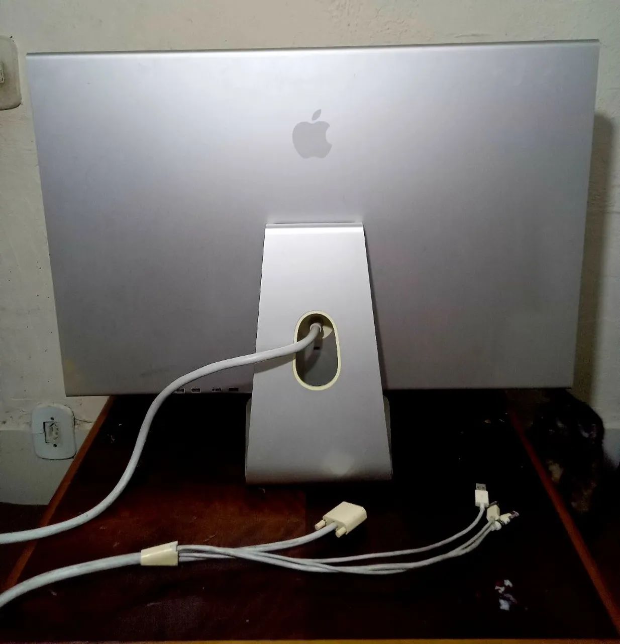 Apple 23