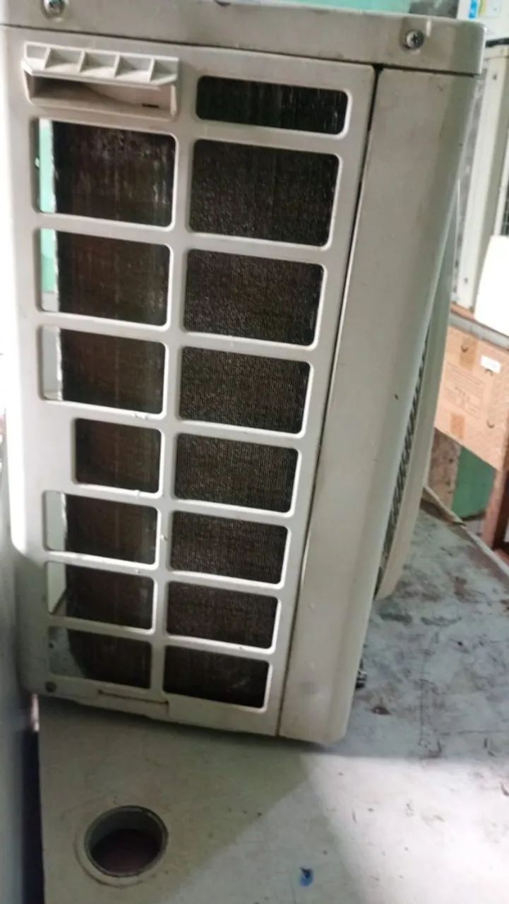 Vendo condensadora de 12 mil BTUs  - Foto 4