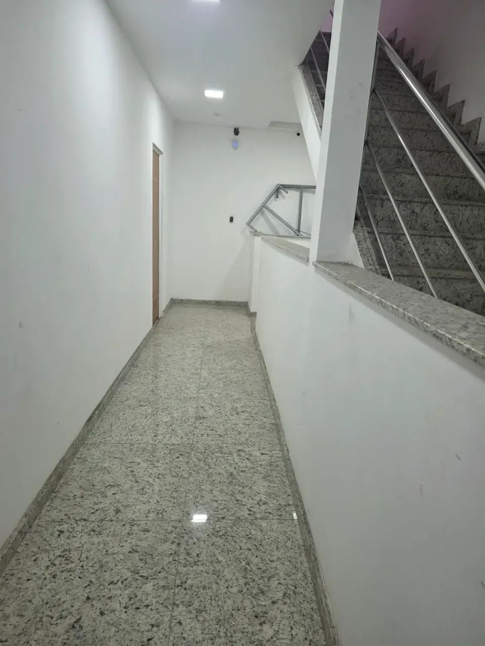 Excelente sala comercial no centro de Vila Velha ES - Foto 2