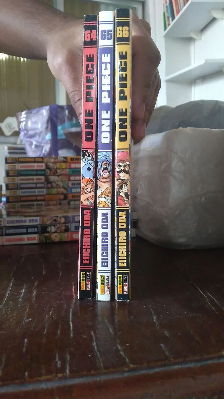 One Piece Conjunto de Mangás em Perfeito Estado - Foto 2