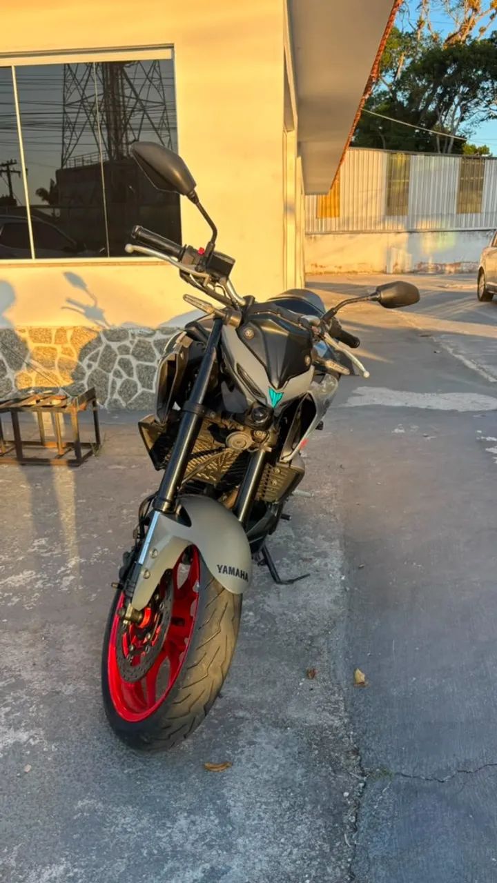 YAMAHA MT 03 - Foto 3