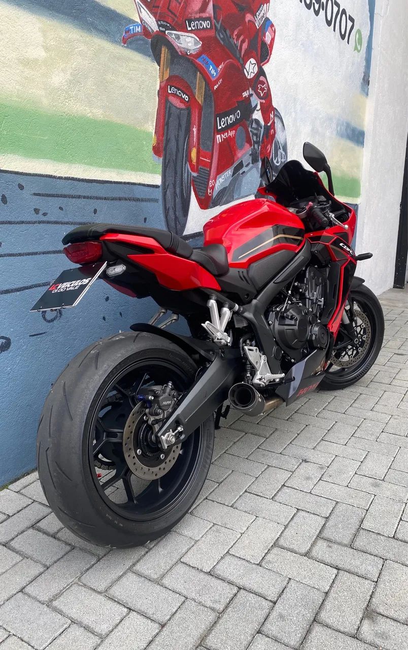 CBR 650R - Foto 6