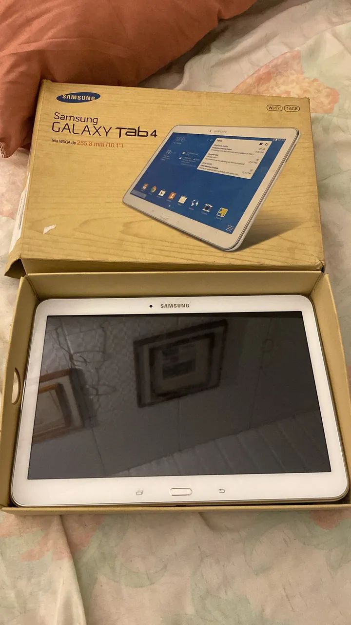 Tablet 10.1 polegadas semi novo sansung 