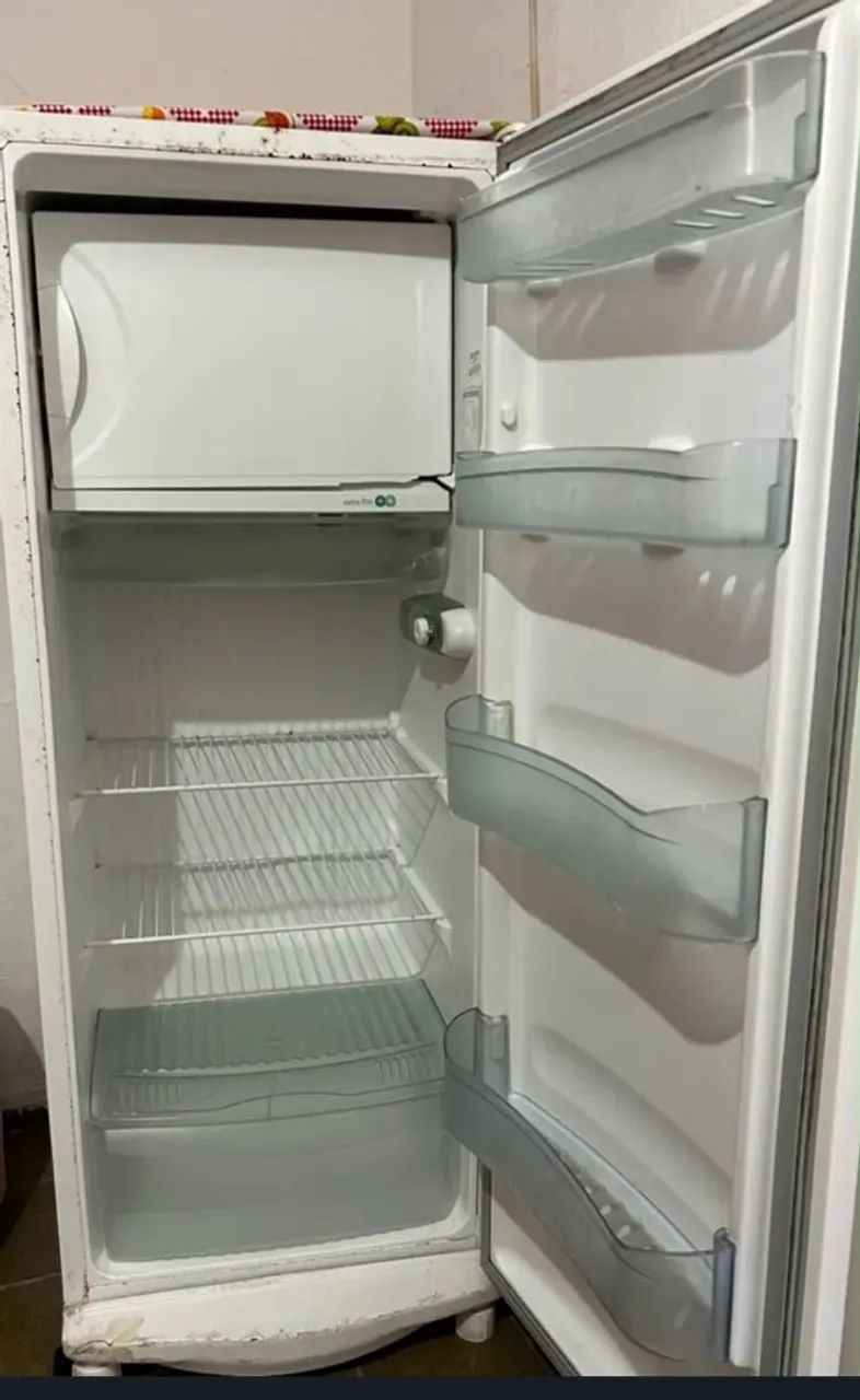 Geladeira cônsul 