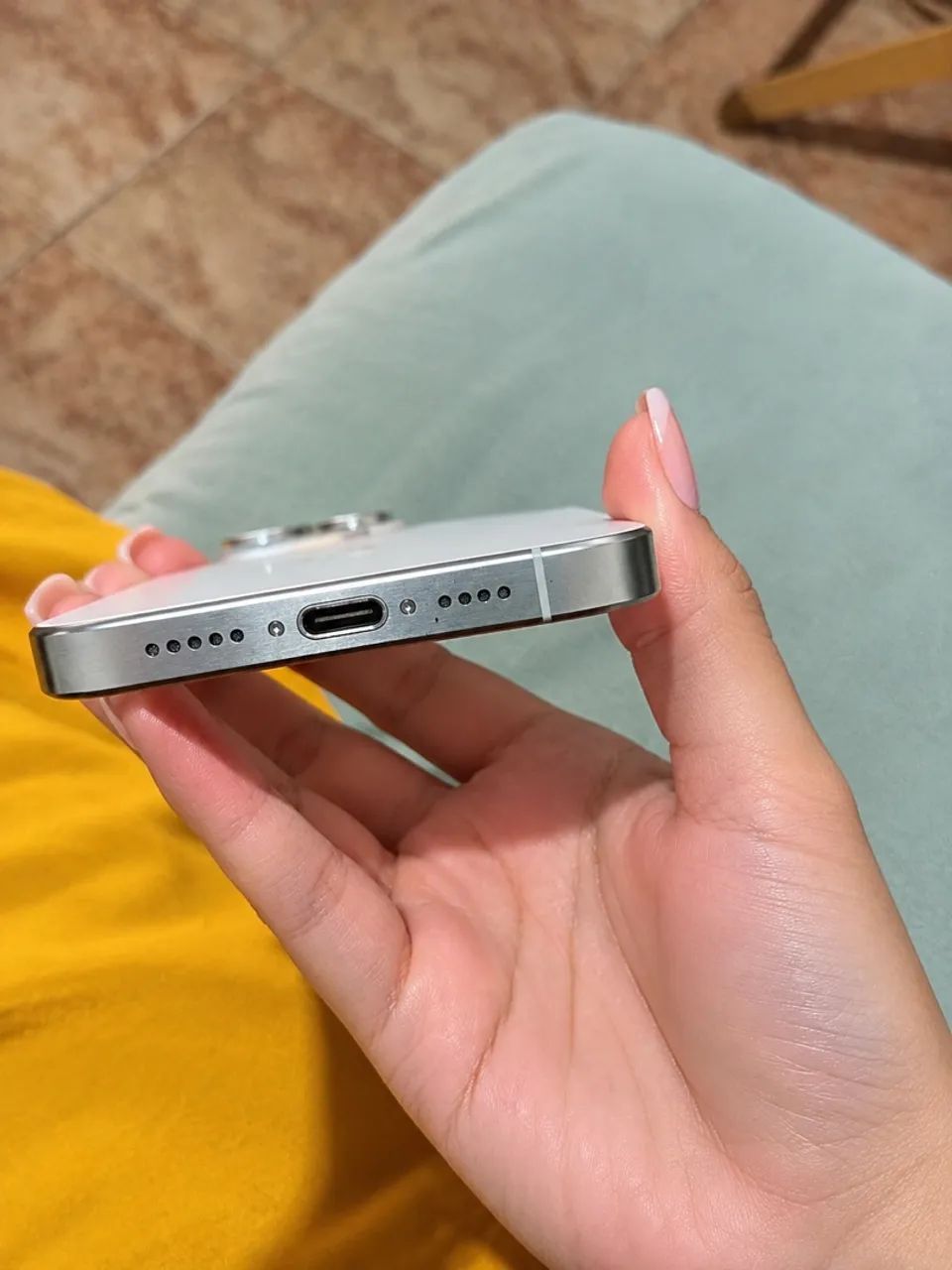 iPhone 15 Pro todo original - Foto 4