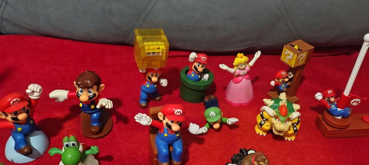Lote boneco mario  - Foto 2