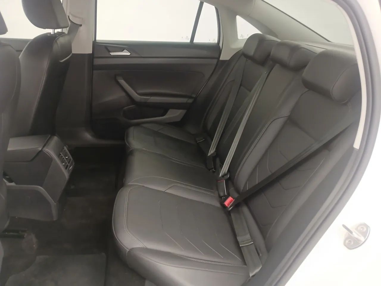 Volkswagen Virtus Comfort. 200 TSI 1.0 Flex 12V Aut, foto 17 de 18