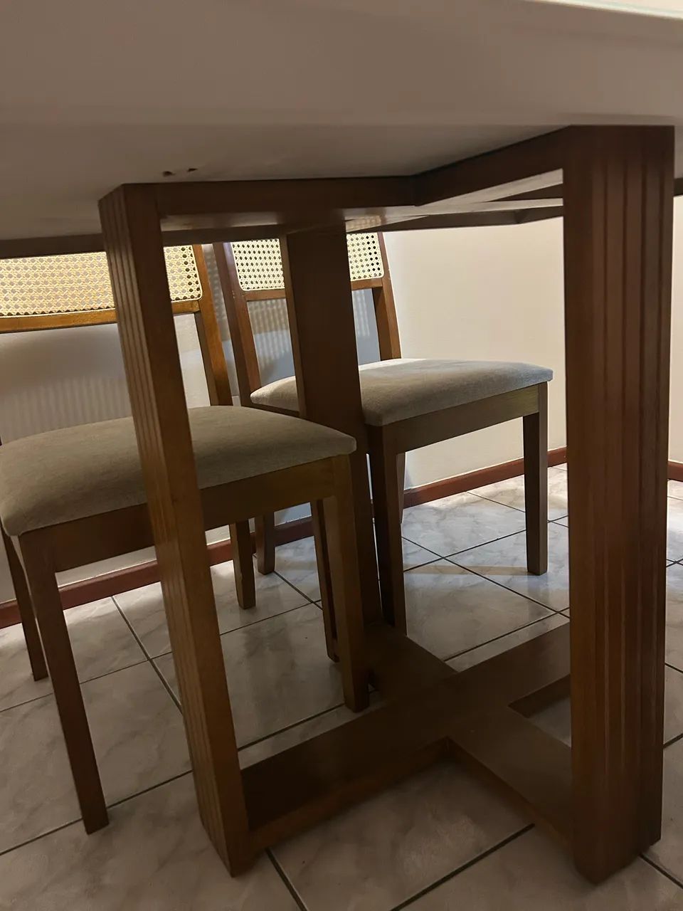Mesa com tampo de vidro - Foto 2