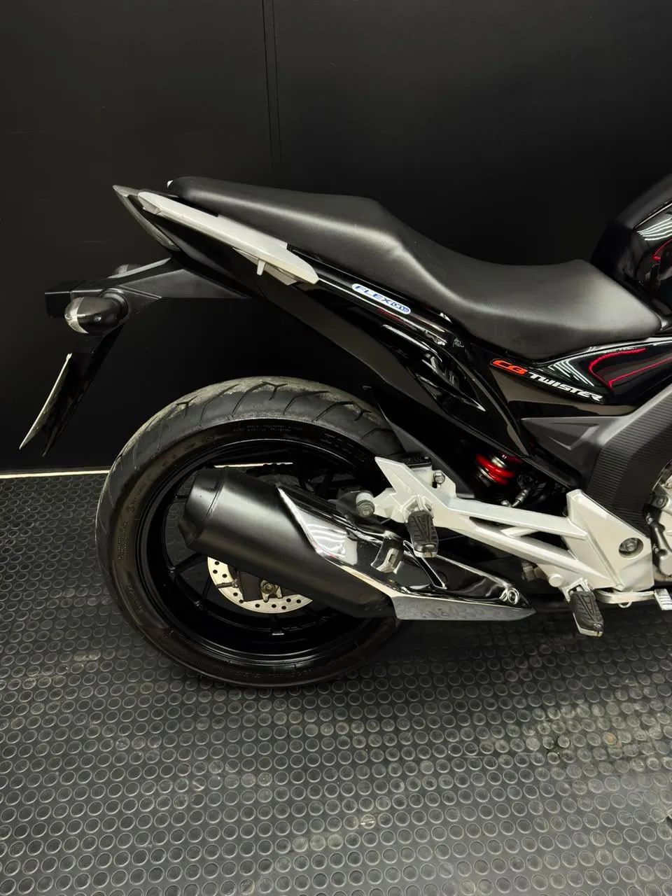 CB 250F TWISTER/FLEXONE 250CC PRETA 2015/2016 - Foto 4