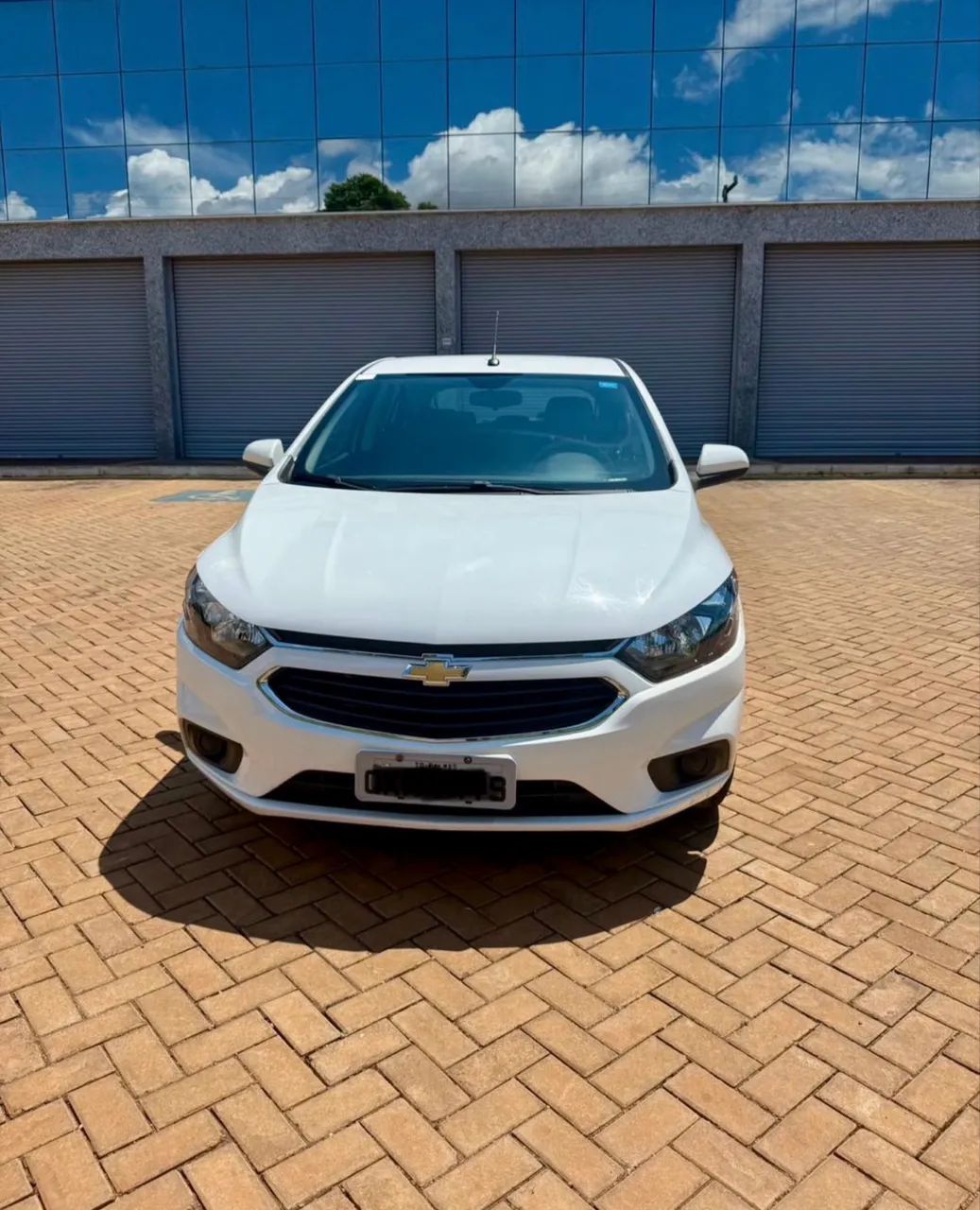 Chevrolet Onix Hatch LT 1.4 8V Flex Mec. 4P 2019 - Foto 2