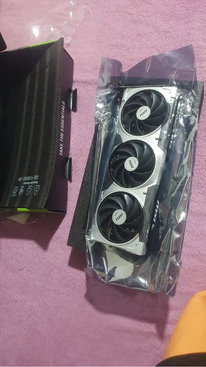 Vendo RTX 5060 msi ventus 3x - Foto 2