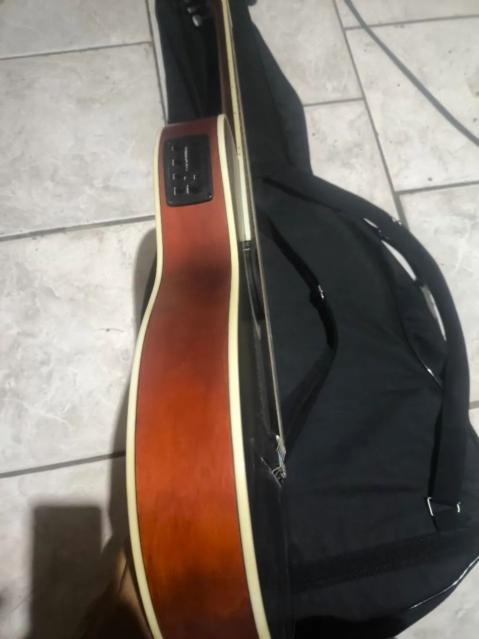 Violão Tagima com capa - Foto 2