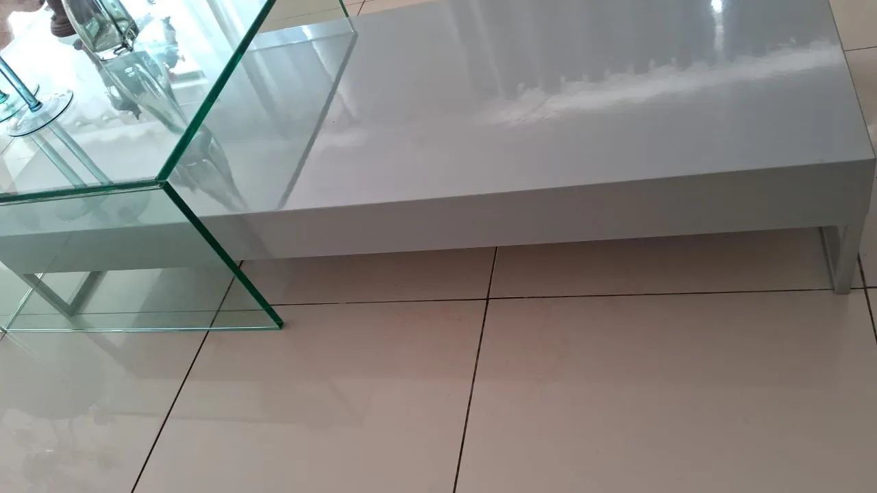 CENTRO DE MESA MDF/VIDRO  - Foto 2