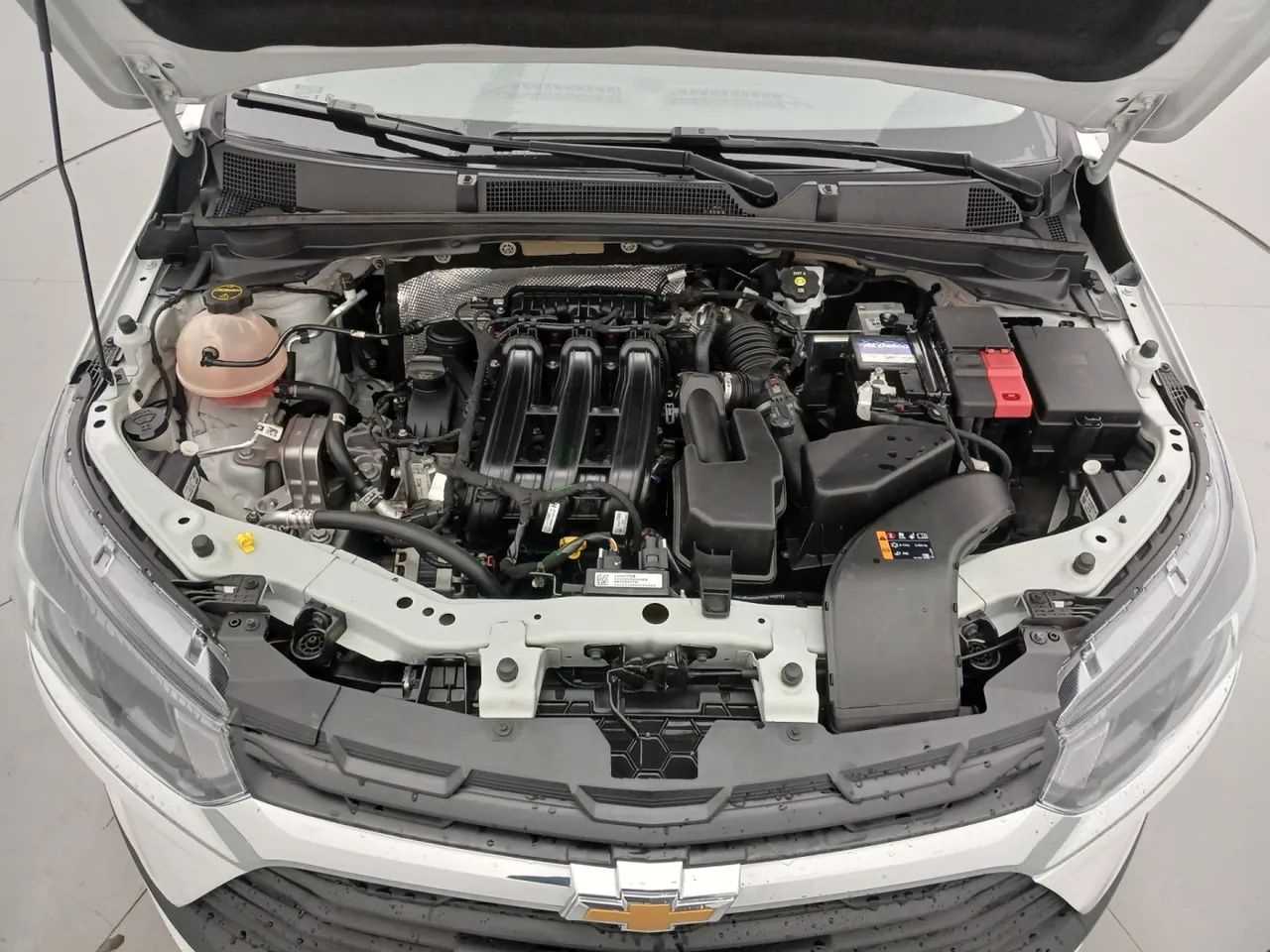 Chevrolet Onix Activ 1.4 8V Flex Aut. 4P, foto 10 de 18