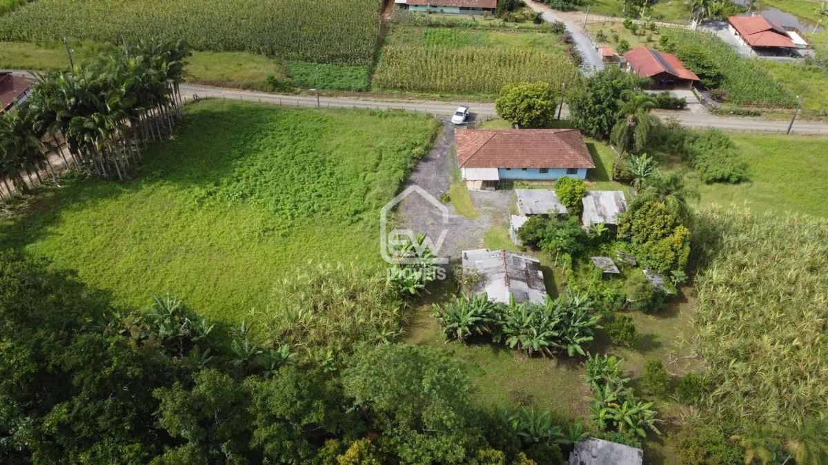 Sítio com Área Total de 33.920m² em Schroeder, SC