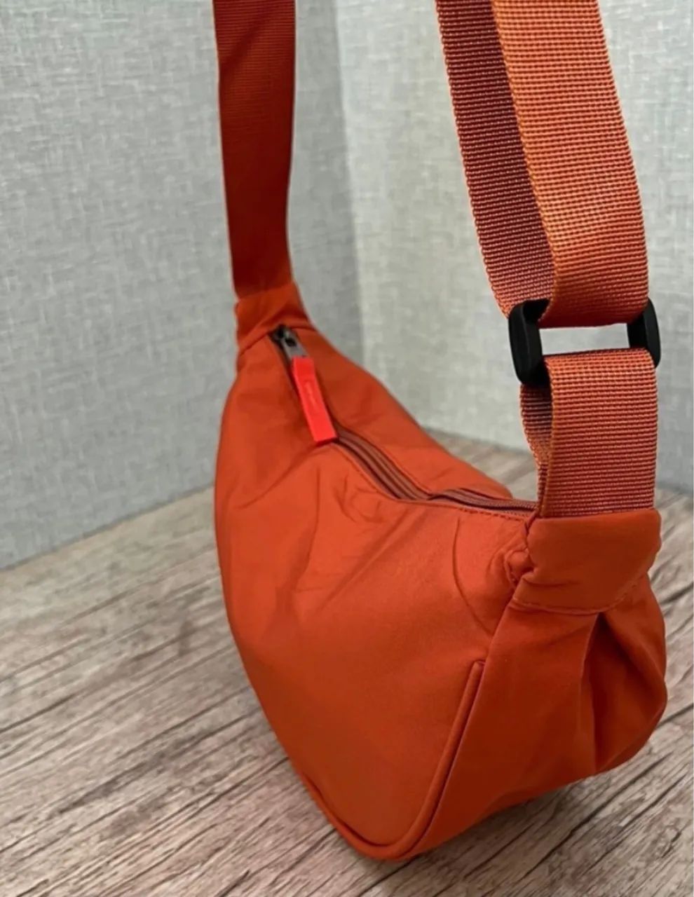 Bolsa de ombro Crossbody meia lua - Foto 4