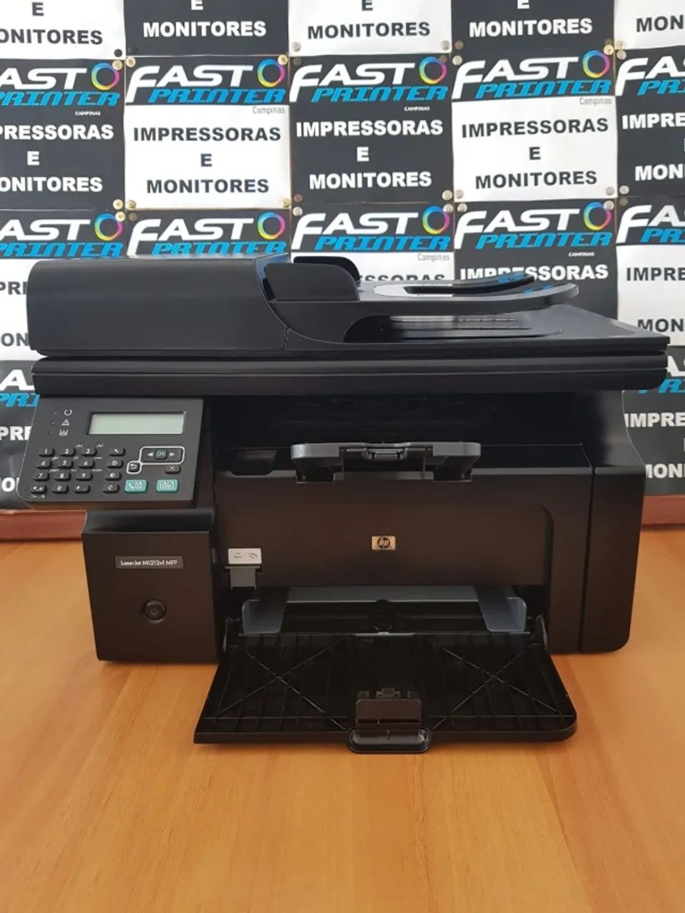 Impressora Multifuncional com rede HP LaserJet M1212nf - Foto 2