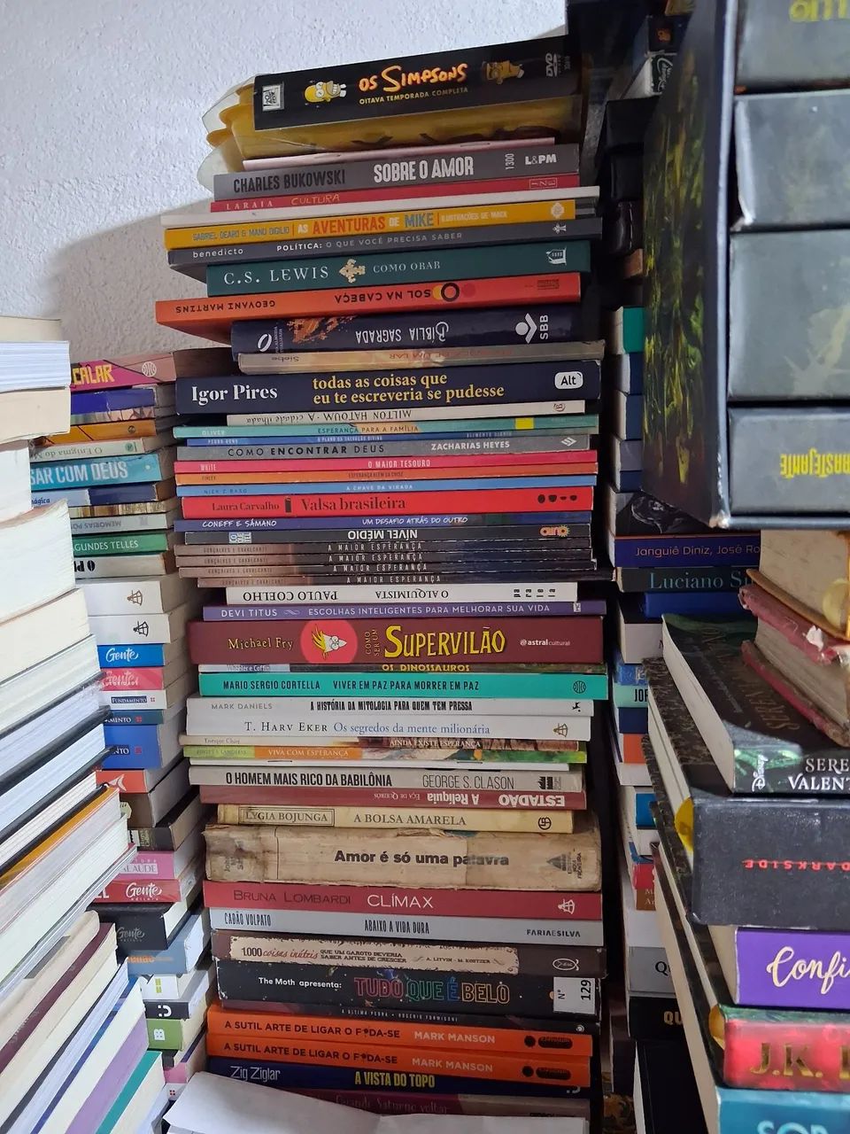 Livros  " Diversos " gêneros  - Foto 4