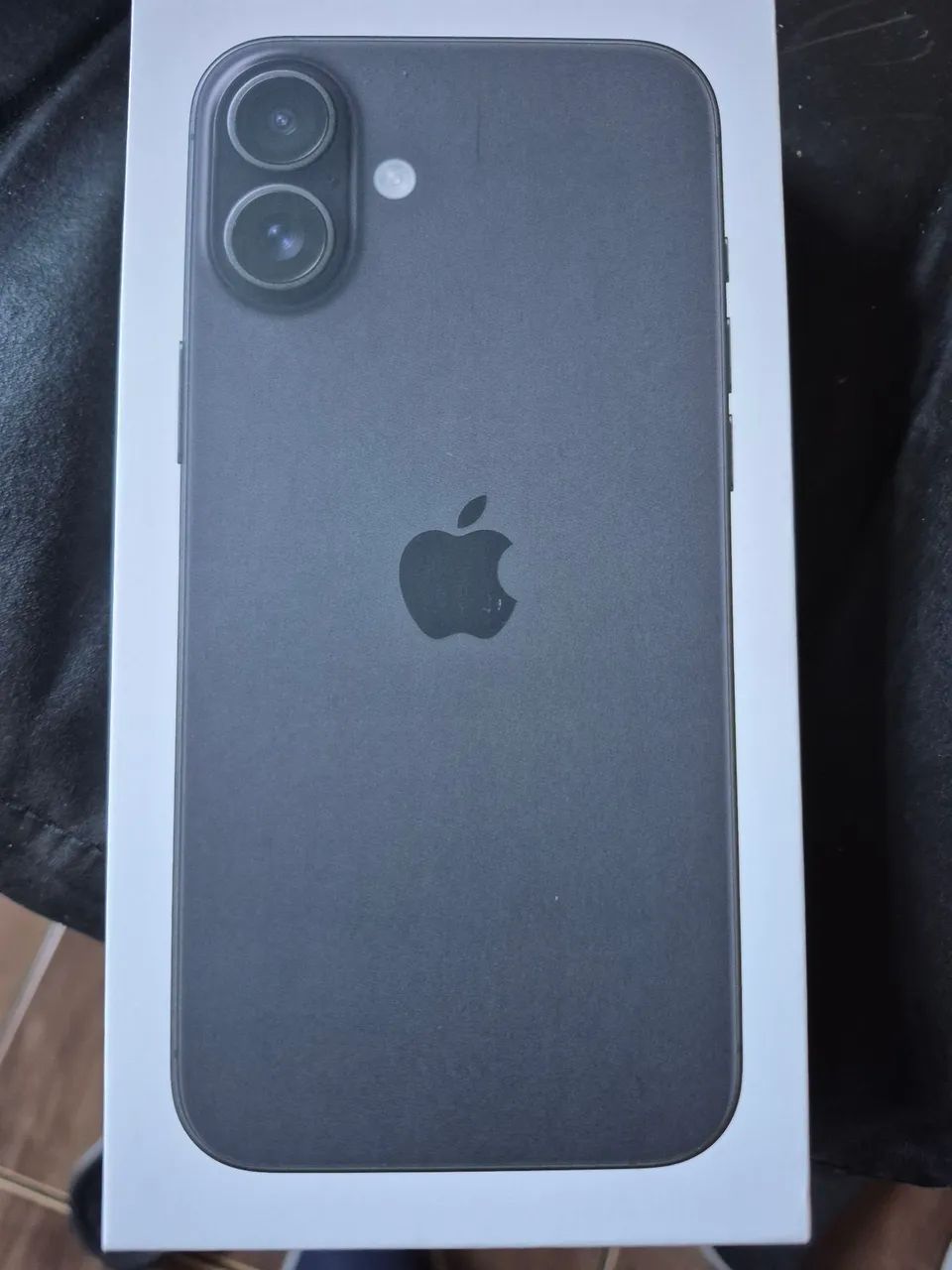 i Phone 16 plus na caixa