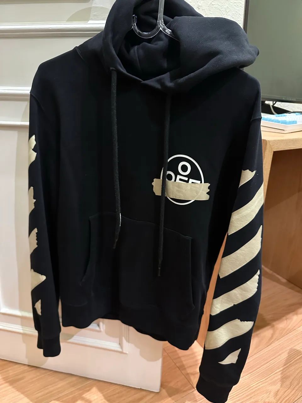 Moletom Off-White Tapes