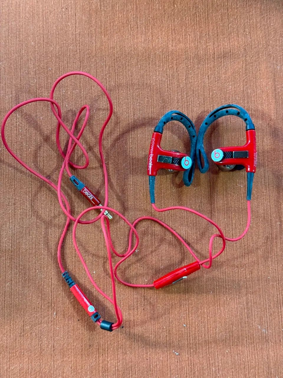 Fone beats vermelho  - Foto 5